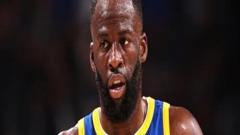 大乐透期号专家推荐：西一东一深值分析